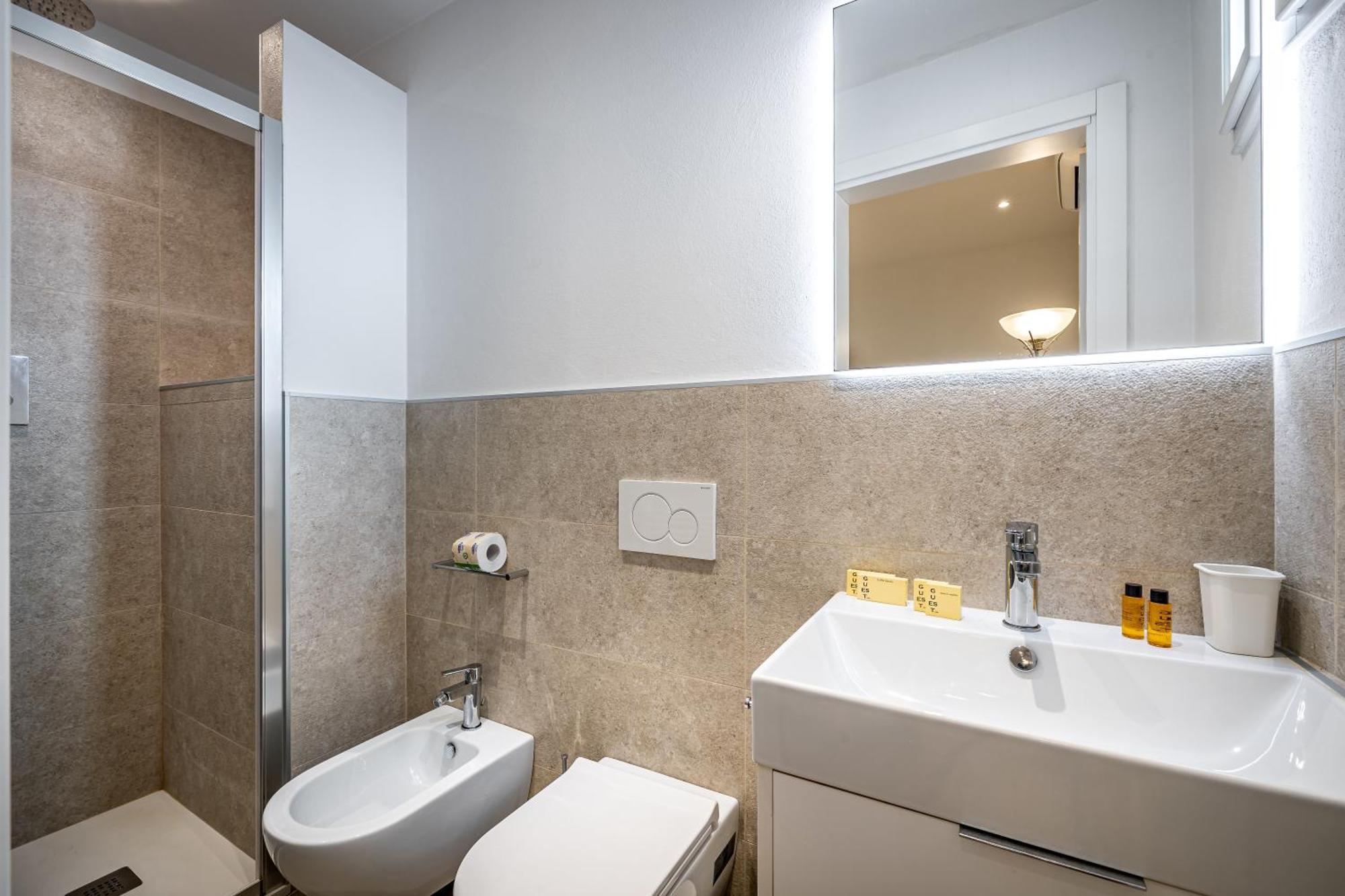 Roommo Via Dei Pilastri Giada Florence Exterior photo